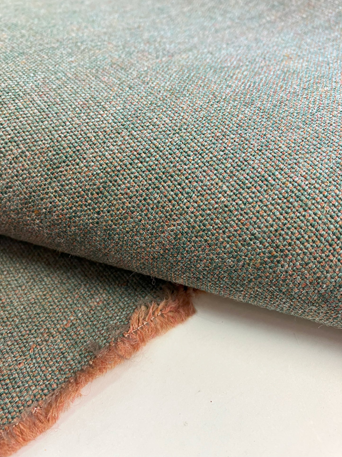 Contract furniture fabric - Durable and aesthetic furniture fabric - Modern Upholstery