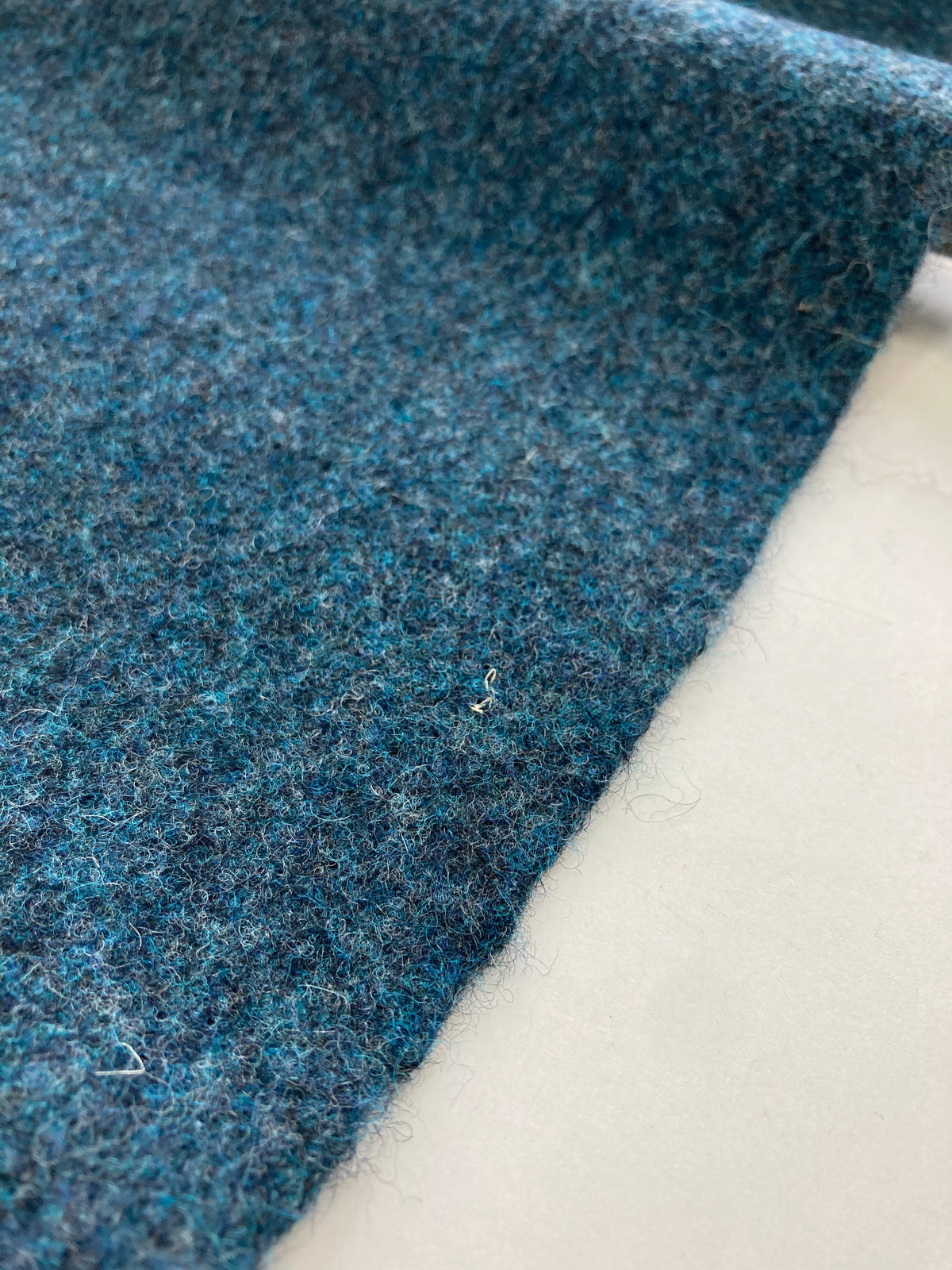 Kvadrat Divina MD – Luxus-Wollpolsterstoff