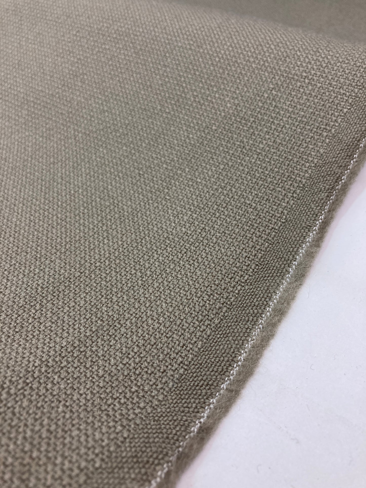 Gabriel Ruhm | Entworfen von Inger Mosholt Nielsen | Farben von Cenk Kivrikoglu 