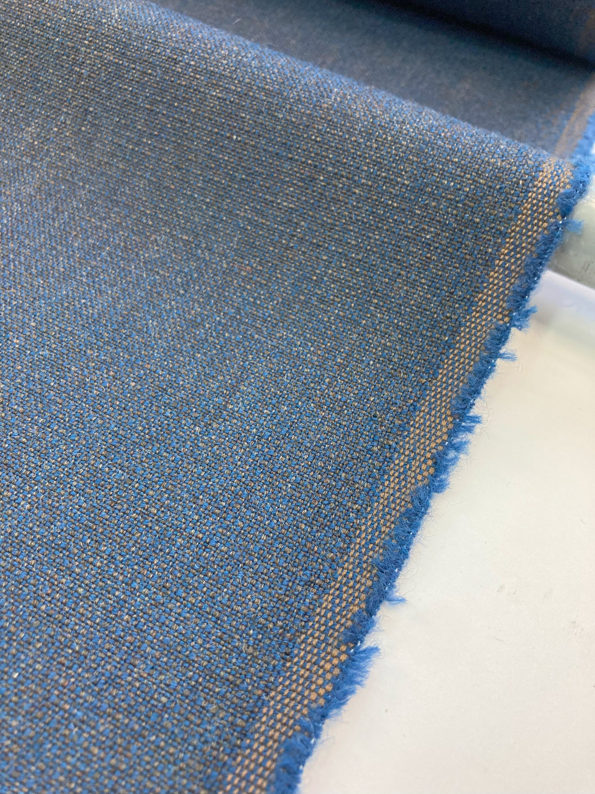 Gabriel Crisp design end color Mette Krebs Petersen - Modern Upholstery