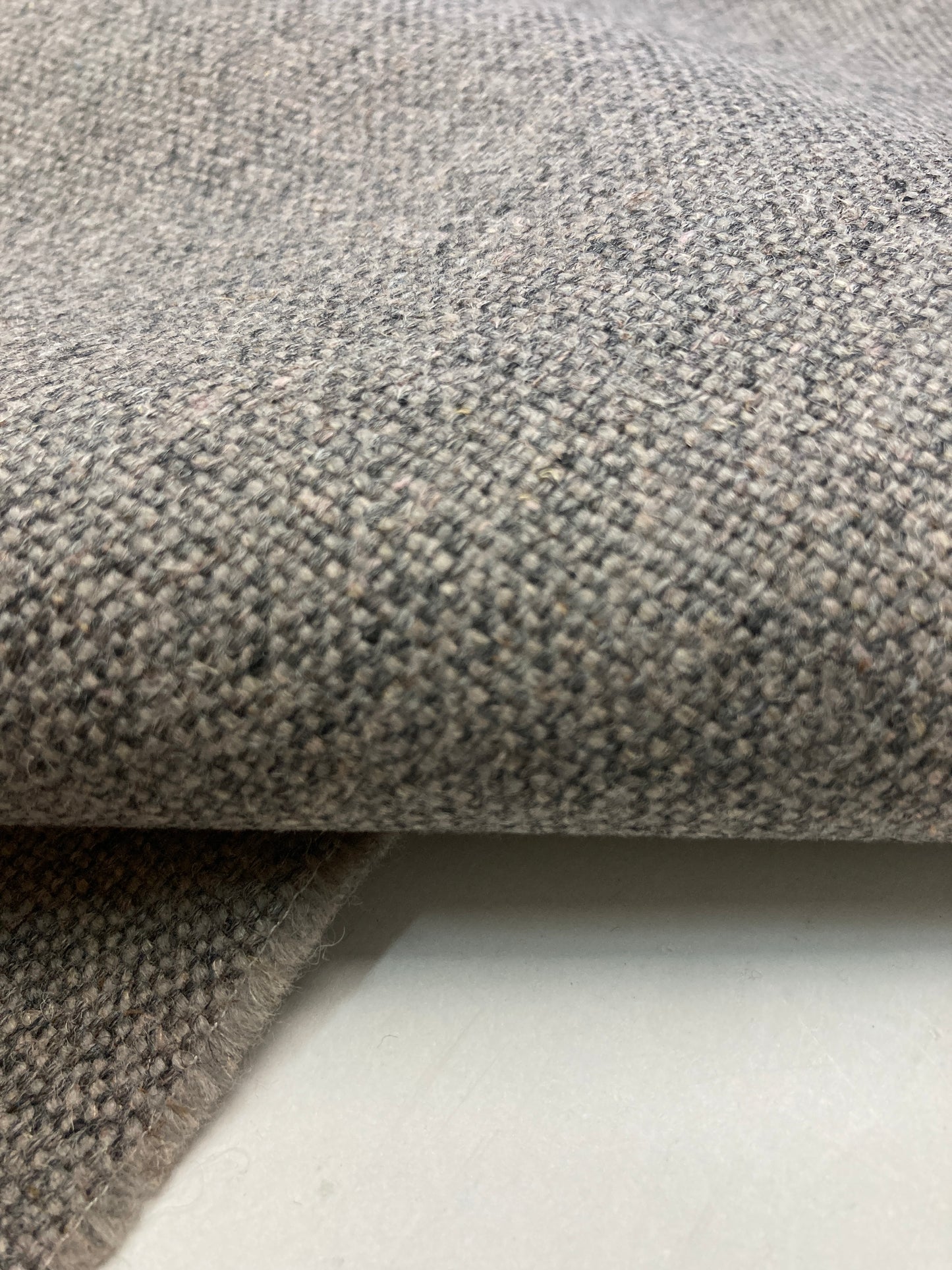 Camira Main Line Flax – Ökologischer Möbelstoff aus Wolle und Leinen.