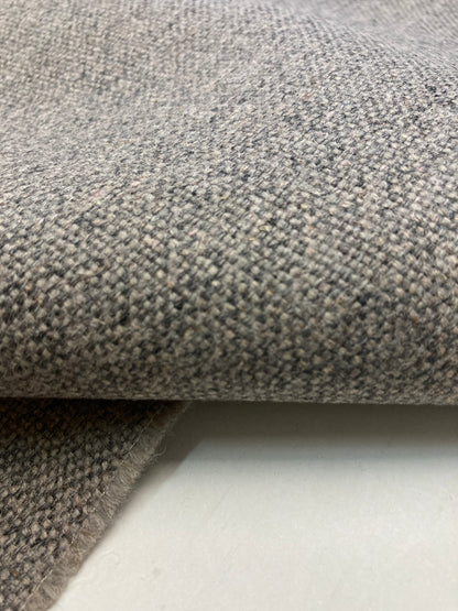 Camira Main Line Flax – Ökologischer Möbelstoff aus Wolle und Leinen.
