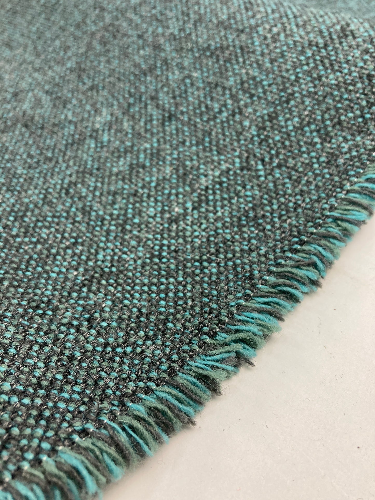 Gudbrandsdalens Redal Wollstoff – Norwegische Tradition und moderne Strapazierfähigkeit