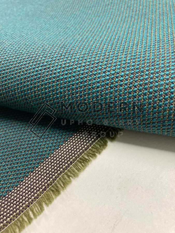 Kvadrat SteelCut Trio 3 von Frans Dijkmeijer | Wollpolsterstoff Giulio Ridolfo