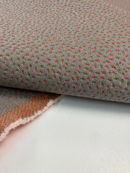 Kvadrat Febrik Sprinkles by Bertjan Pot | Upholstery fabric with dots - Modern Upholstery